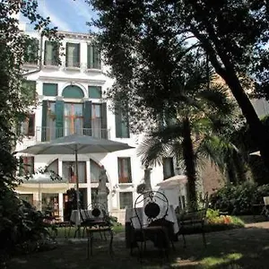 **** Hotel Palazzo Abadessa Italien
