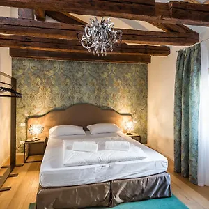 Polo's Treasures Apartamento Venecia