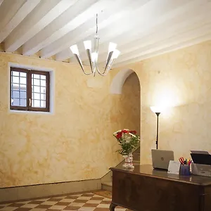 2* Апарт-отель Porta Orientalis